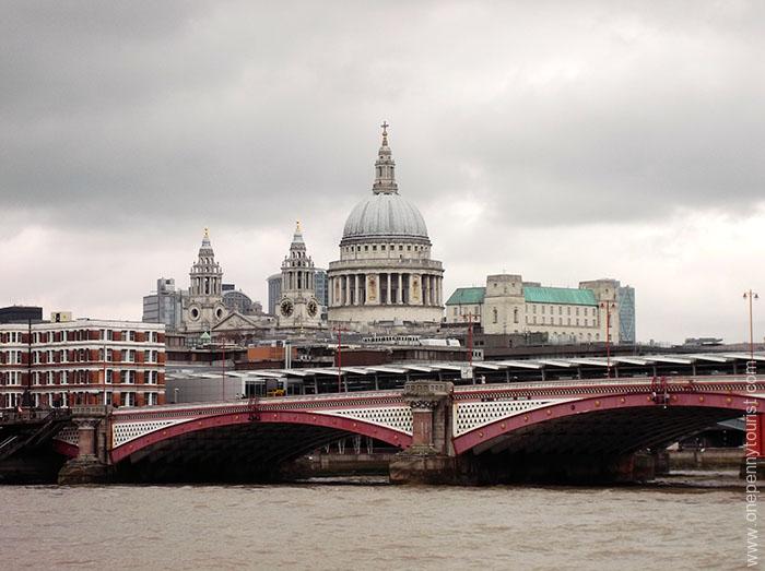 A walk along the South Bank of the Thames …and counting sheep