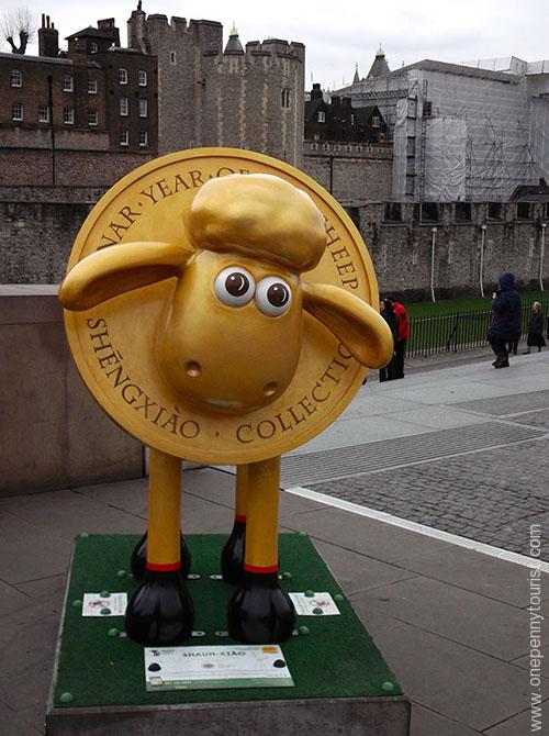 Shaun-Xiao represents the Royal Mint and the Chinese year of the Sheep. Part of the Shaun in the City Art Trail in London
