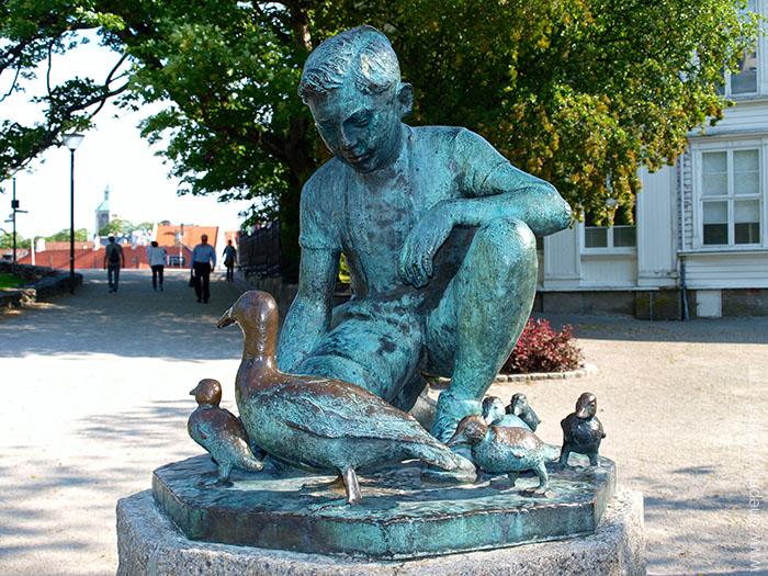 A day out in Stavanger Norway. Loved this boy with ducks statue we found while wandering in Stavanger park. OnePennyTourist.com