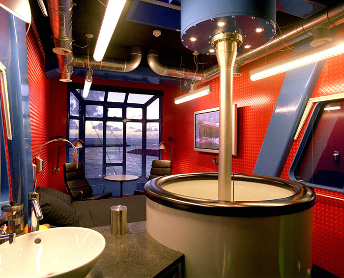 Spend the night 150ft in the air by staying at Harlingen Harbour Crane in the Netherlands. Unusual hotels around the world at OnePennyTourist.com